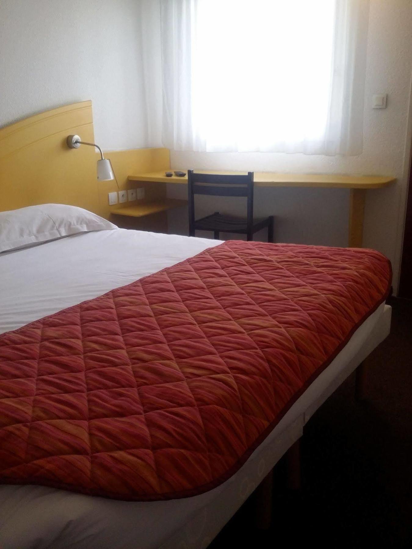 Hotel Lemand Lyon Est - Villefontaine Eksteriør bilde